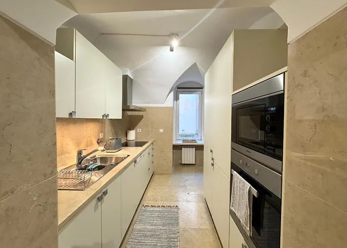 Estacao Santa Apolonia Privat bolig *